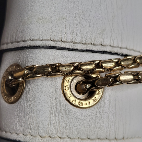 Bvlgari Serpenti Forever Shoulder Bag in White Double Chain...Authentic !! - Picture 5 of 16